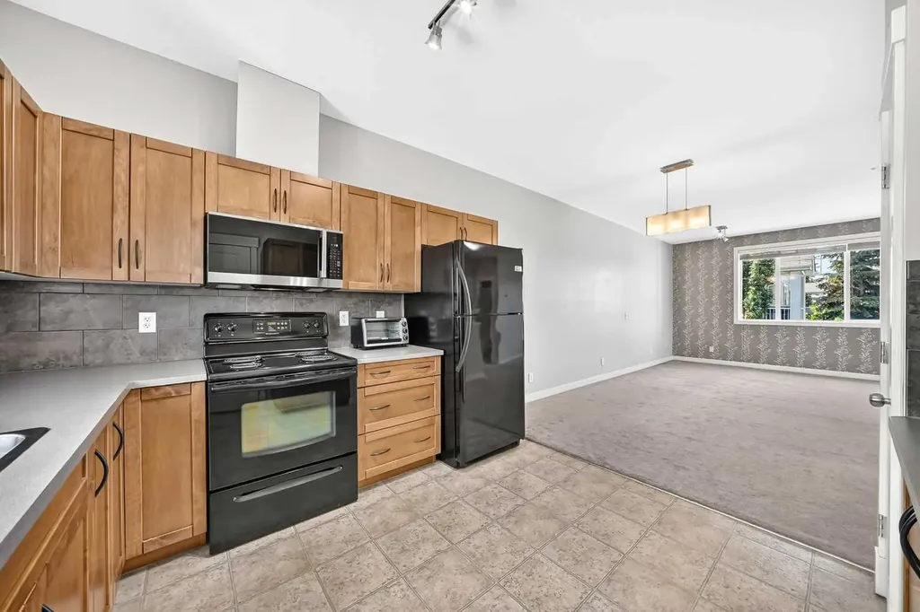 281 Cougar Ridge Drive SW Calgary AB T3H 0J2