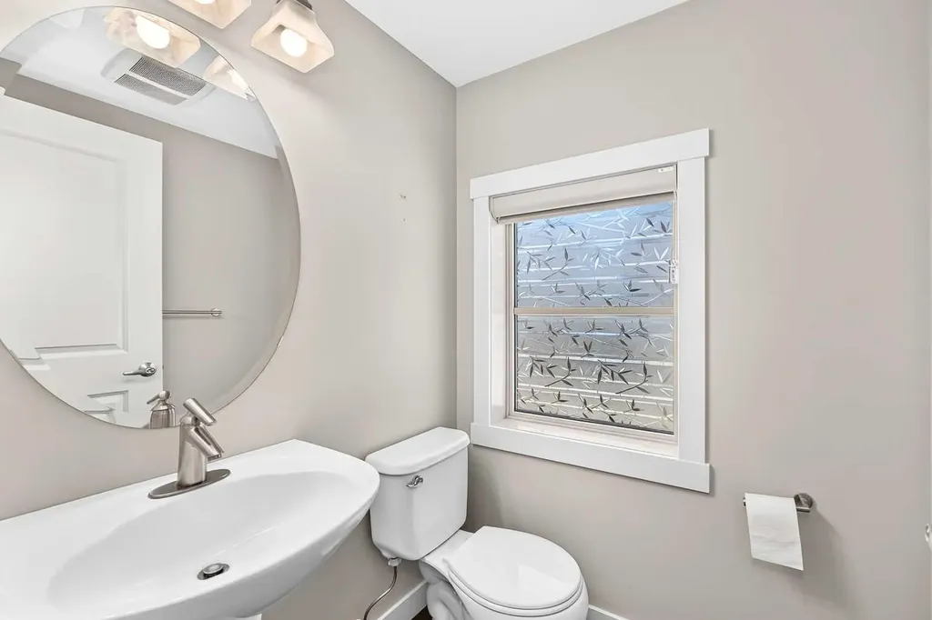 57 Aspen Hills Common SW Calgary AB T3H0R7