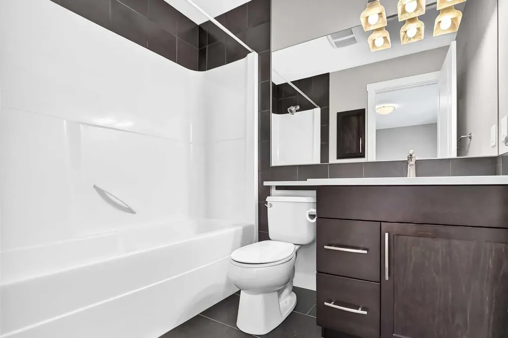 57 Aspen Hills Common SW Calgary AB T3H0R7