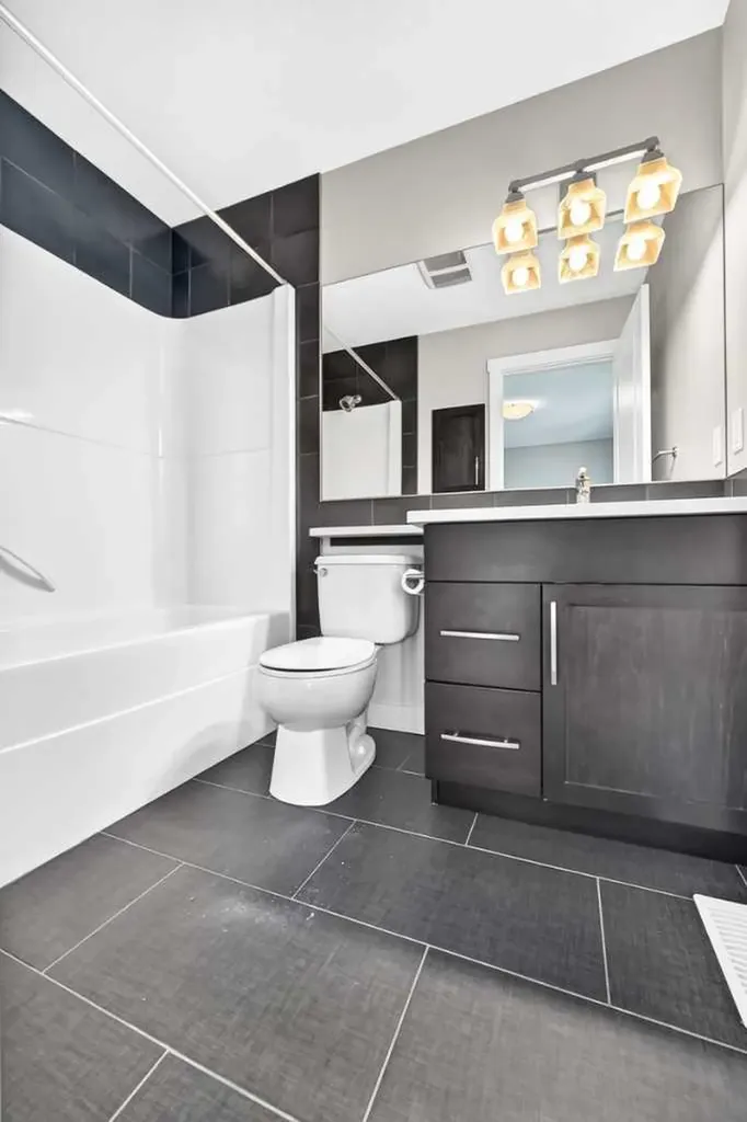 57 Aspen Hills Common SW Calgary AB T3H0R7
