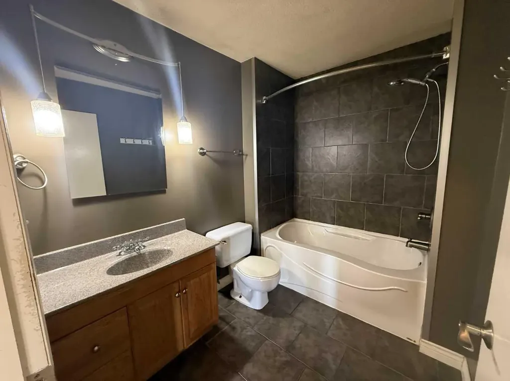 324 3 Avenue E Hanna AB T0J 1P0