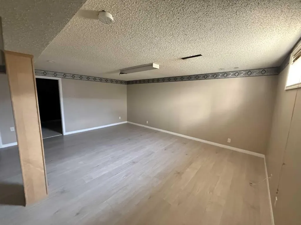 324 3 Avenue E Hanna AB T0J 1P0