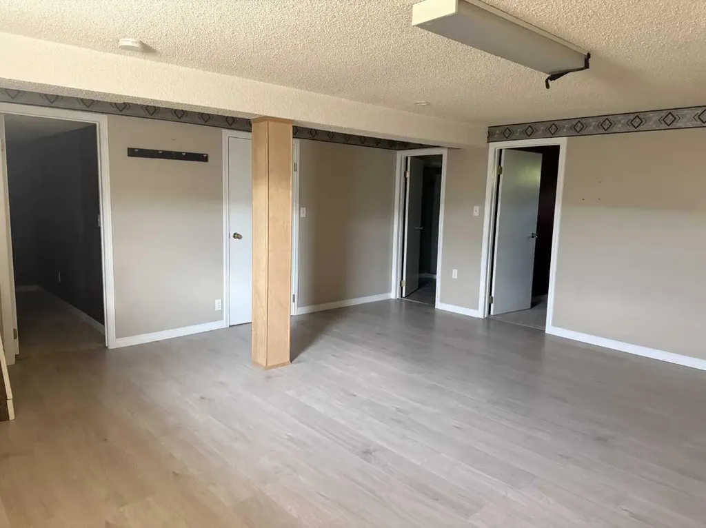 324 3 Avenue E Hanna AB T0J 1P0