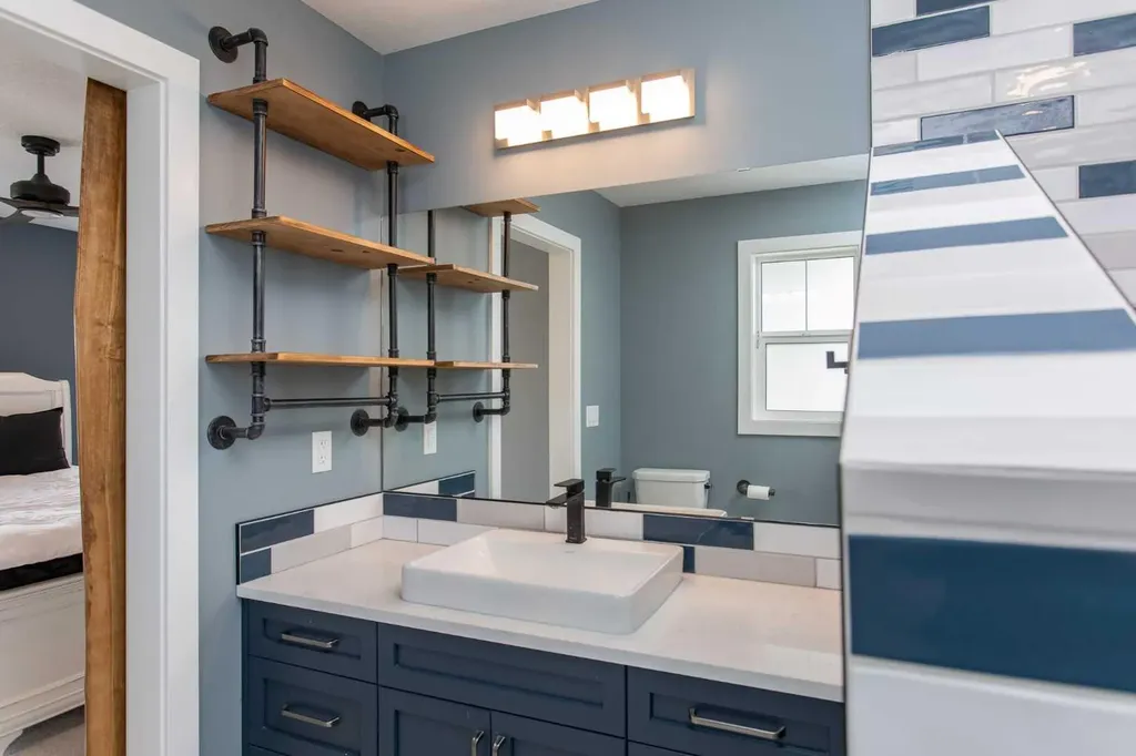 10 Tagish Avenue Red Deer AB T4P 0Y6
