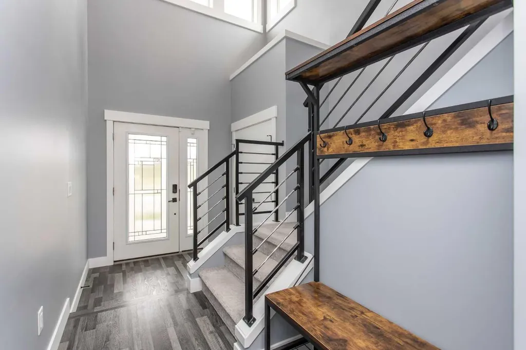 10 Tagish Avenue Red Deer AB T4P 0Y6