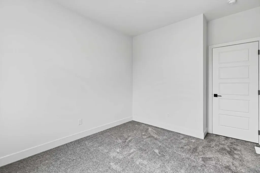 85 Linden Place Rural Red Deer County AB T4E 3C4