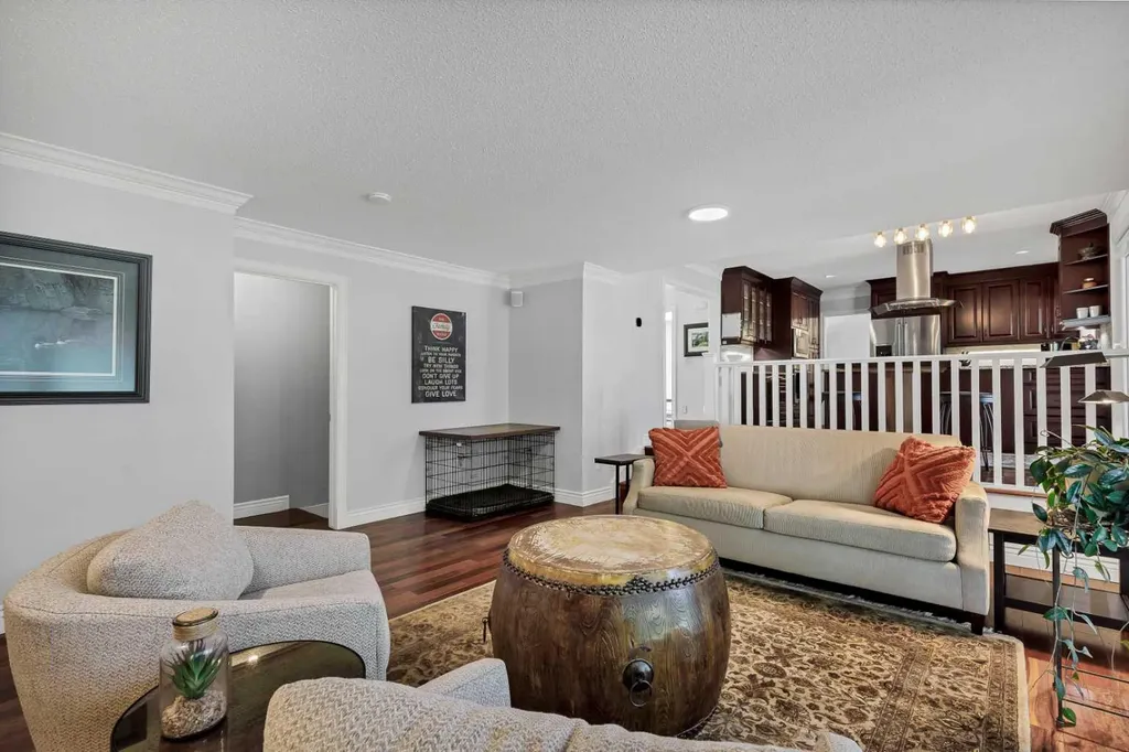 10907 Willowfern Drive SE Calgary AB T2J 1R6