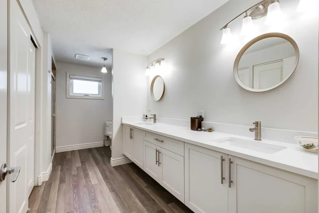 10907 Willowfern Drive SE Calgary AB T2J 1R6