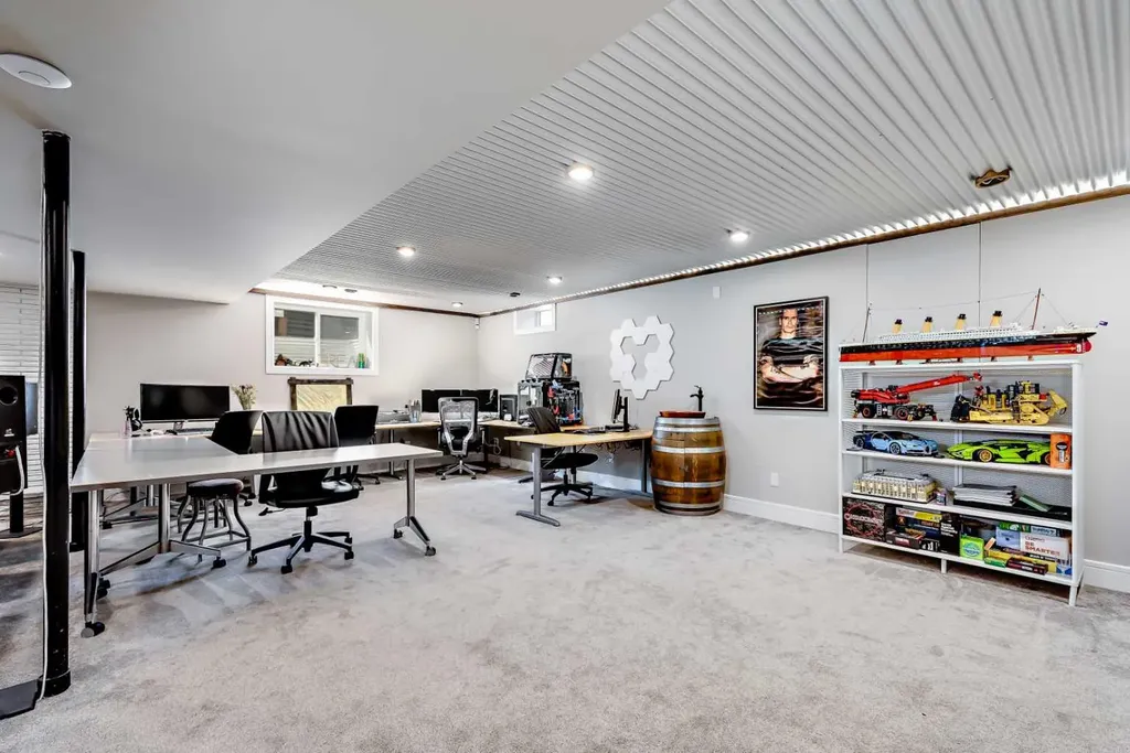 10907 Willowfern Drive SE Calgary AB T2J 1R6