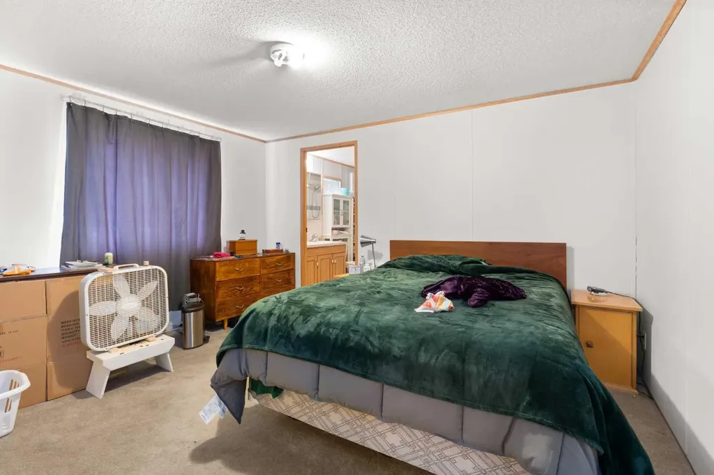 1600 Strachan Road SE Medicine Hat AB T1B4M3