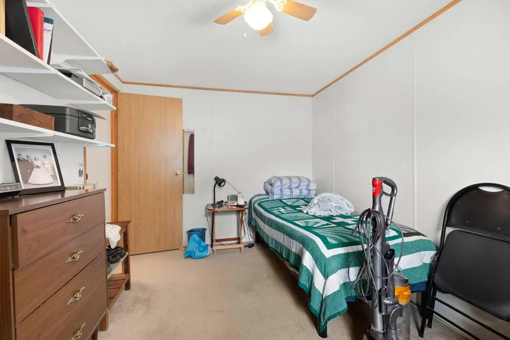 1600 Strachan Road SE Medicine Hat AB T1B4M3