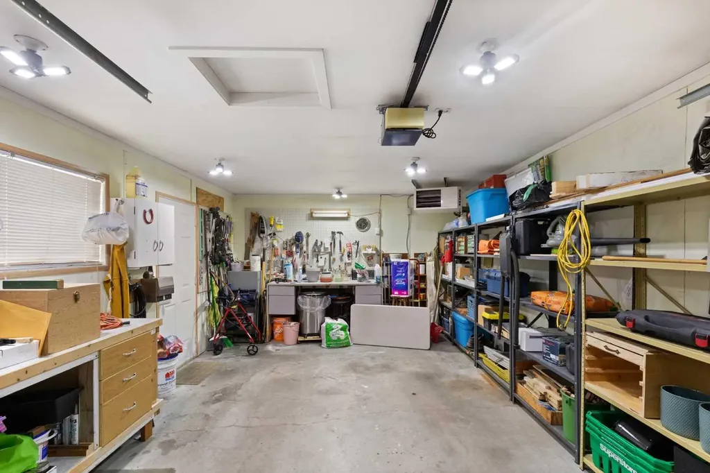 1600 Strachan Road SE Medicine Hat AB T1B4M3