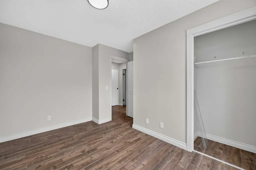 3029 Rundleson Road NE Calgary AB T1Y 3Z5