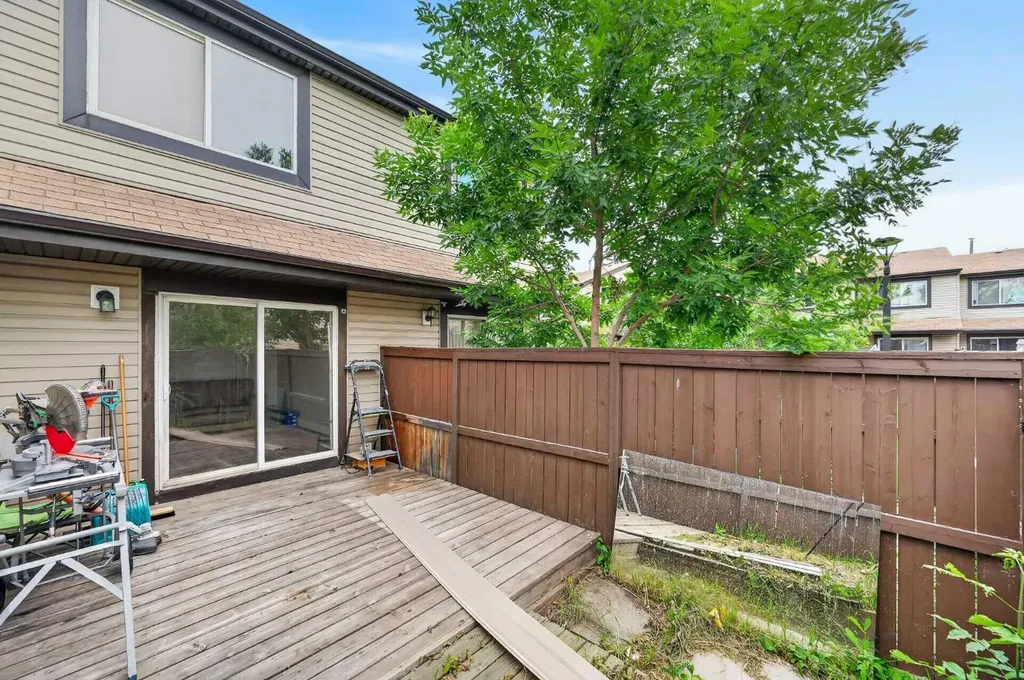 3029 Rundleson Road NE Calgary AB T1Y 3Z5