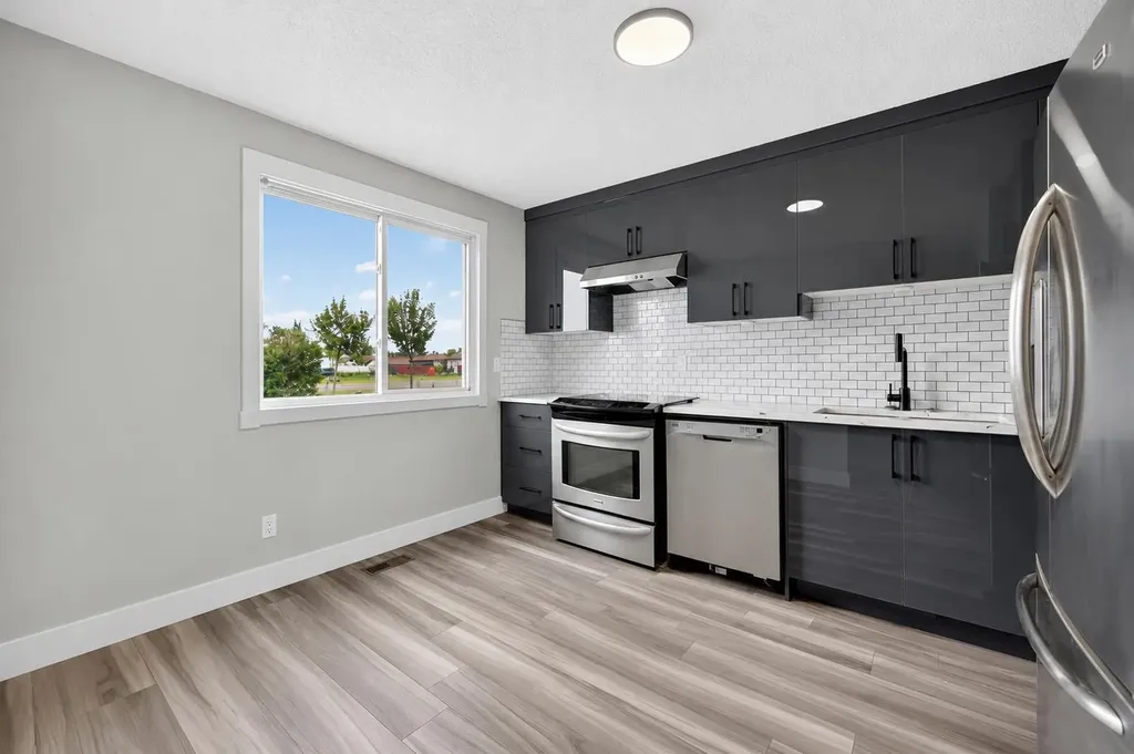 3029 Rundleson Road NE Calgary AB T1Y 3Z5