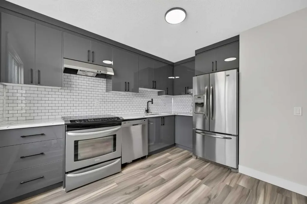 3029 Rundleson Road NE Calgary AB T1Y 3Z5