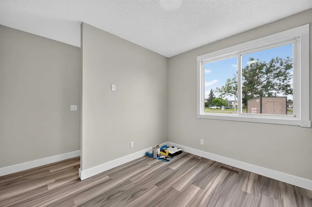 3029 Rundleson Road NE Calgary AB T1Y 3Z5