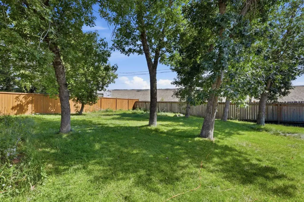 7244 Ogden Road SE Calgary AB T2V 1B6