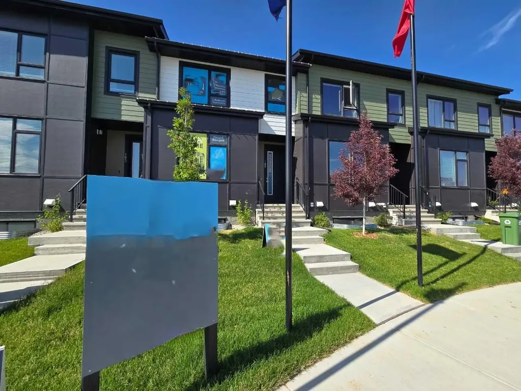 224 Vantage Drive Cochrane AB T4C3G5