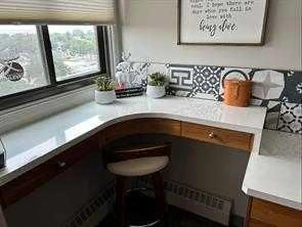 515 6 Street S Lethbridge AB T1J 4J1