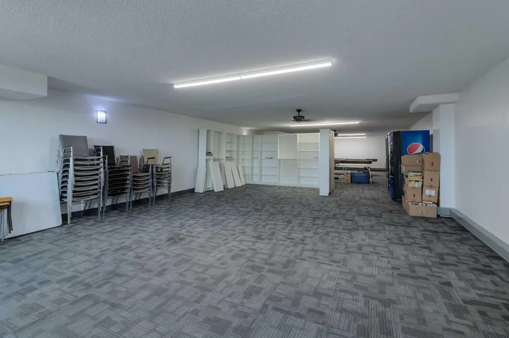 515 6 Street S Lethbridge AB T1J 4J1