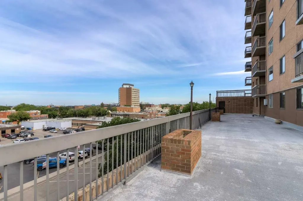 515 6 Street S Lethbridge AB T1J 4J1