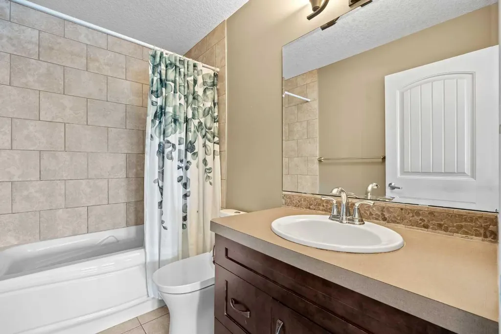 78 Auburn Sound Place SE Calgary AB T3M 0G1
