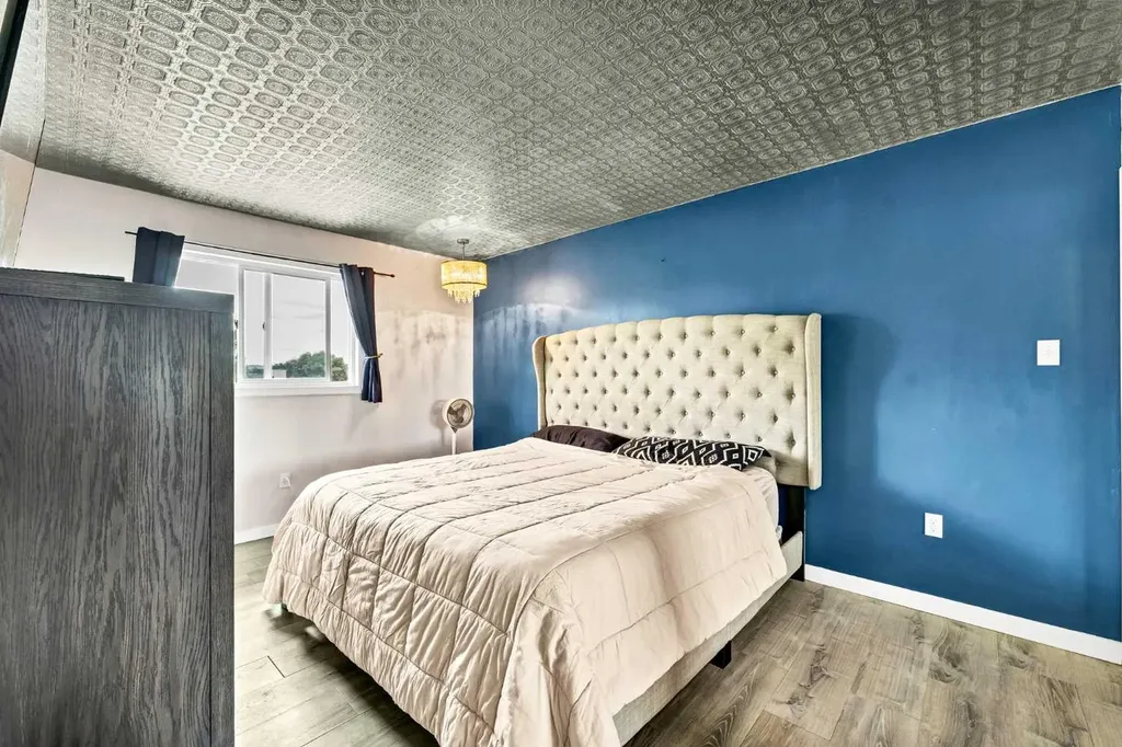 45 Cooper Road SE Medicine Hat AB T1B 1K3