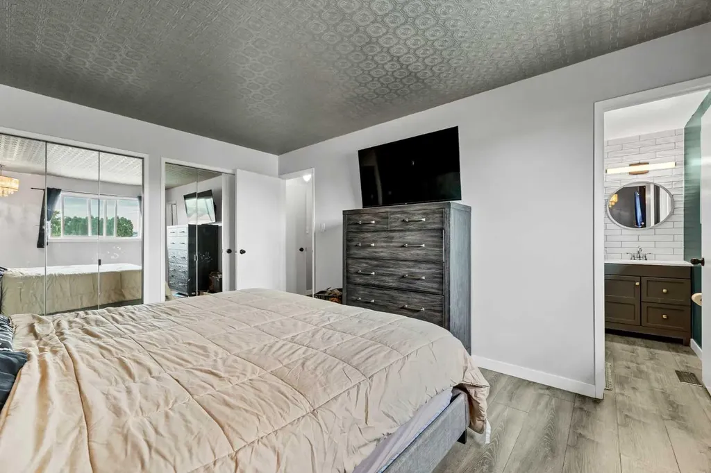 45 Cooper Road SE Medicine Hat AB T1B 1K3