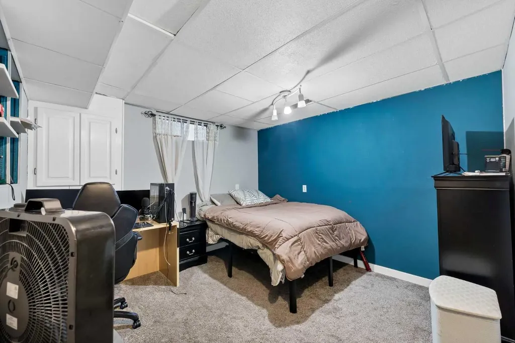 45 Cooper Road SE Medicine Hat AB T1B 1K3