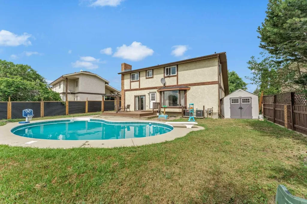 45 Cooper Road SE Medicine Hat AB T1B 1K3