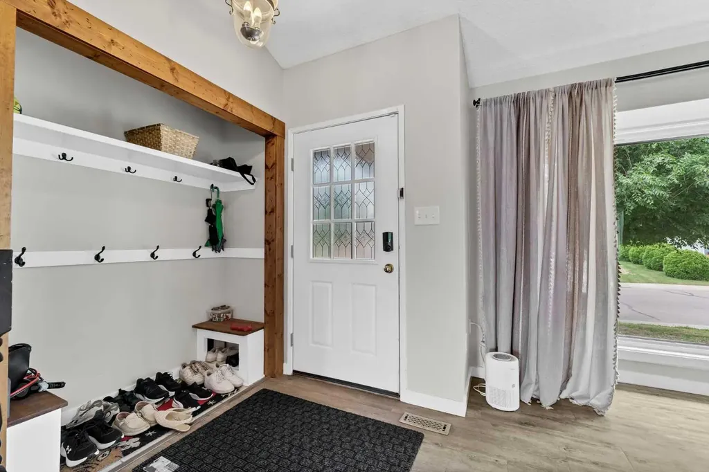 45 Cooper Road SE Medicine Hat AB T1B 1K3