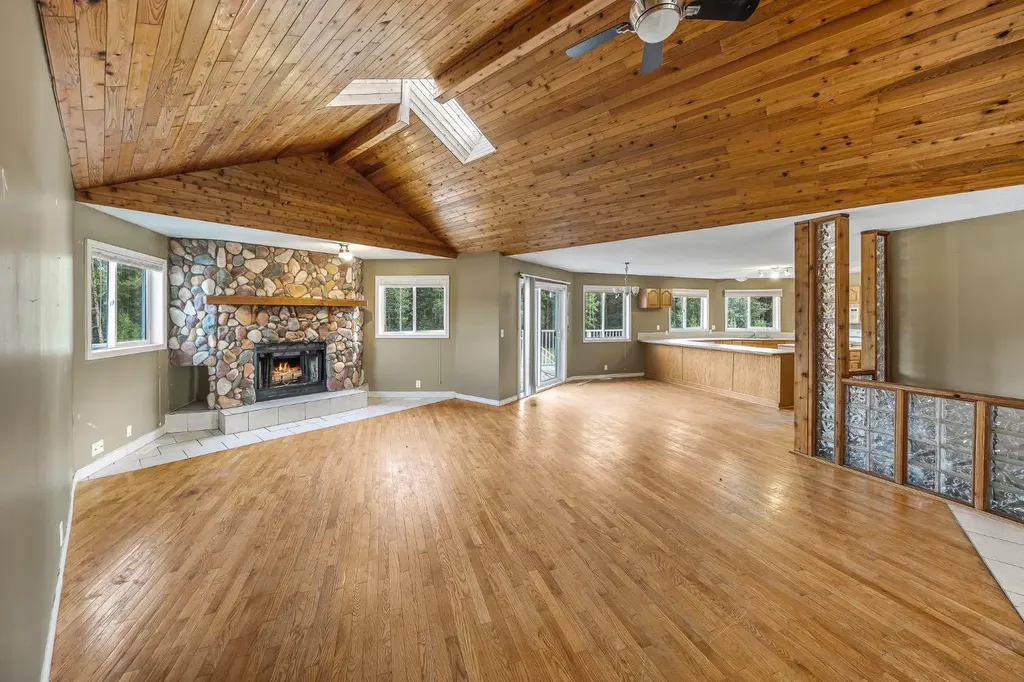 298042 218 Street W Rural Foothills County AB T1S 2Y6