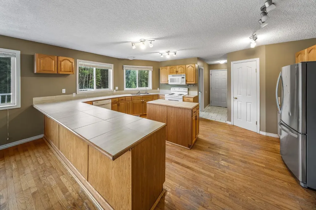 298042 218 Street W Rural Foothills County AB T1S 2Y6