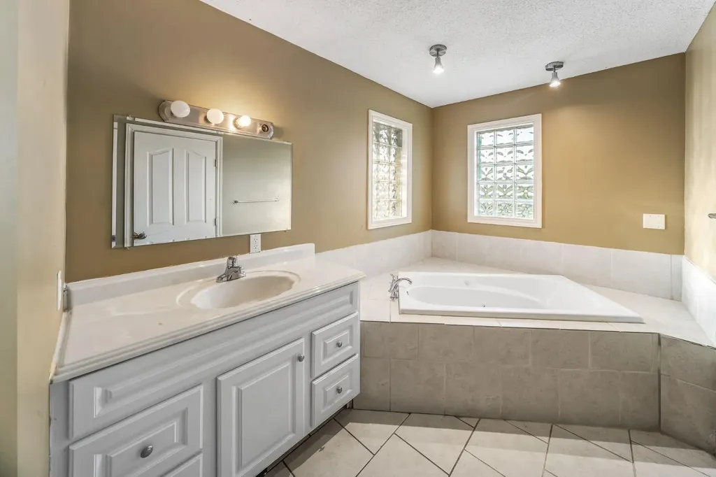 298042 218 Street W Rural Foothills County AB T1S 2Y6