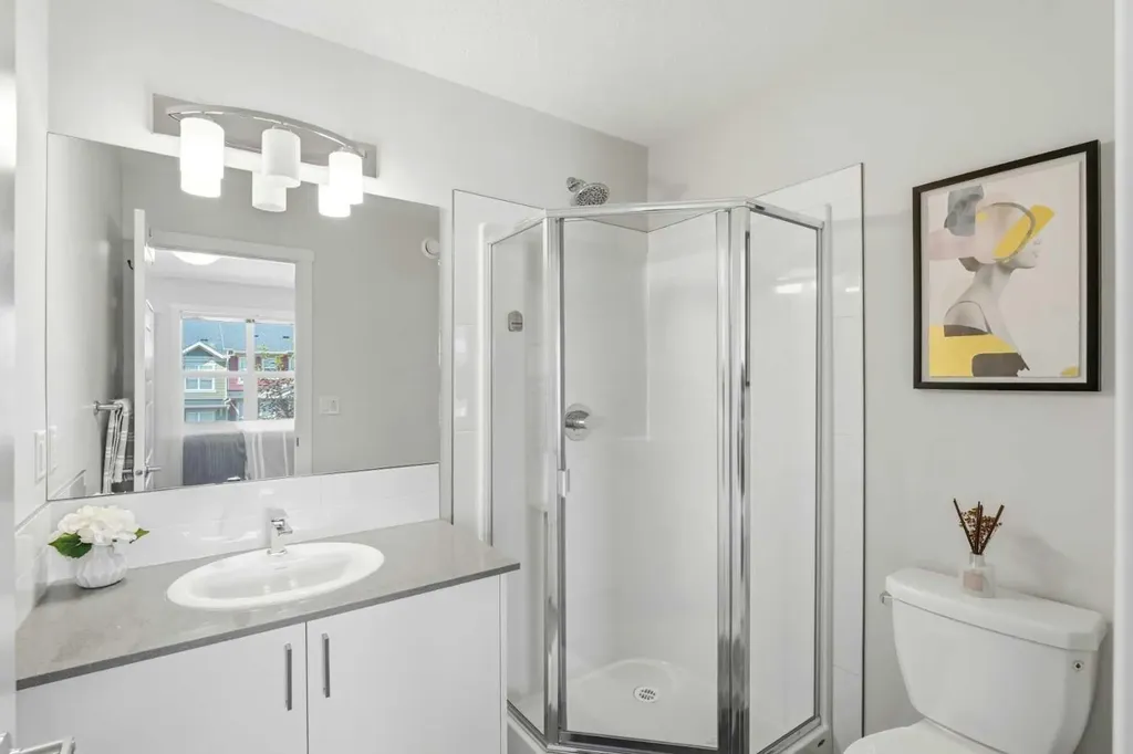 412 Cranbrook Square SE Calgary AB T3M 2X1