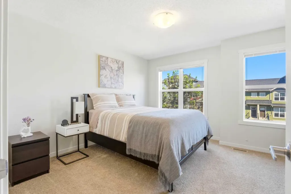 412 Cranbrook Square SE Calgary AB T3M 2X1