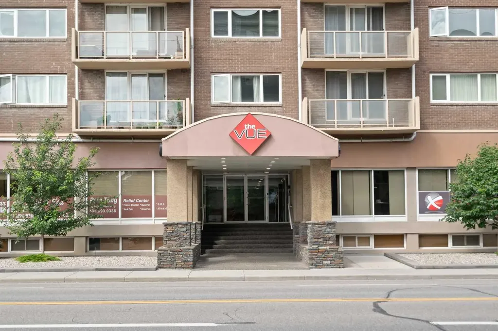 429 14 Street NW Calgary AB T2N 2A3