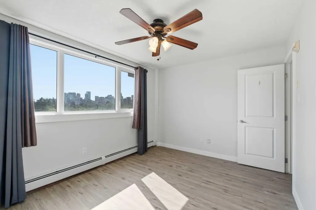 429 14 Street NW Calgary AB T2N 2A3