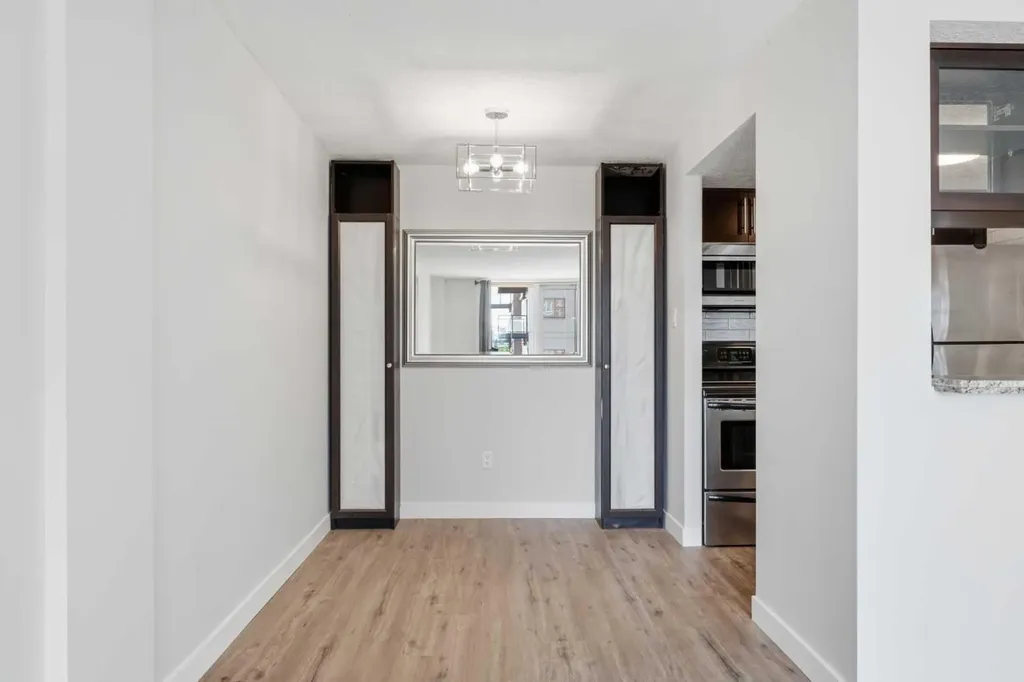 429 14 Street NW Calgary AB T2N 2A3