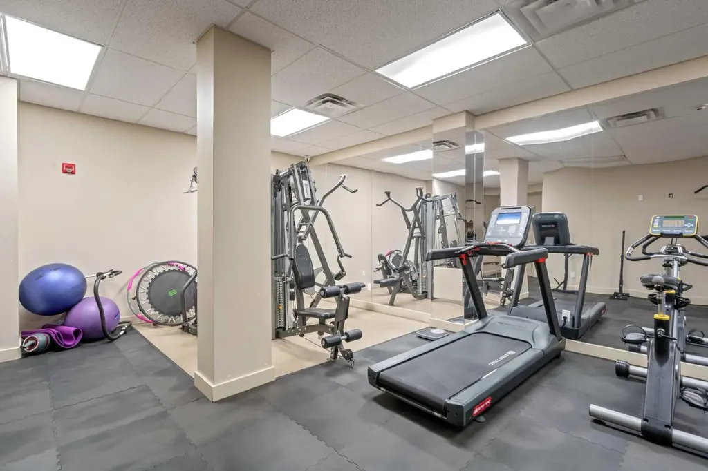 429 14 Street NW Calgary AB T2N 2A3