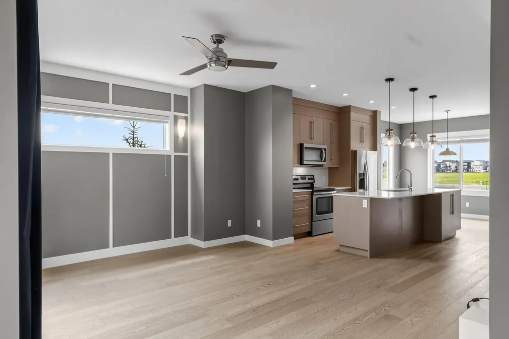 111 Rainbow Falls Gate Chestermere AB T1X0Z5