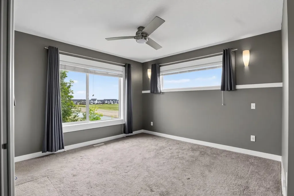 111 Rainbow Falls Gate Chestermere AB T1X0Z5