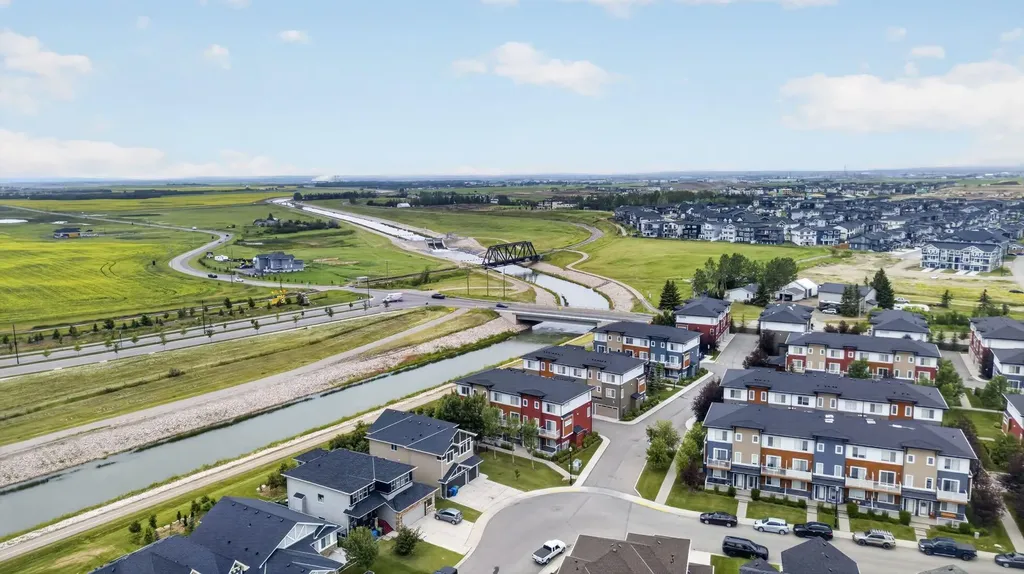 111 Rainbow Falls Gate Chestermere AB T1X0Z5
