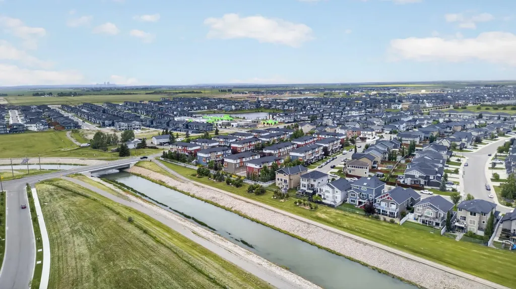 111 Rainbow Falls Gate Chestermere AB T1X0Z5
