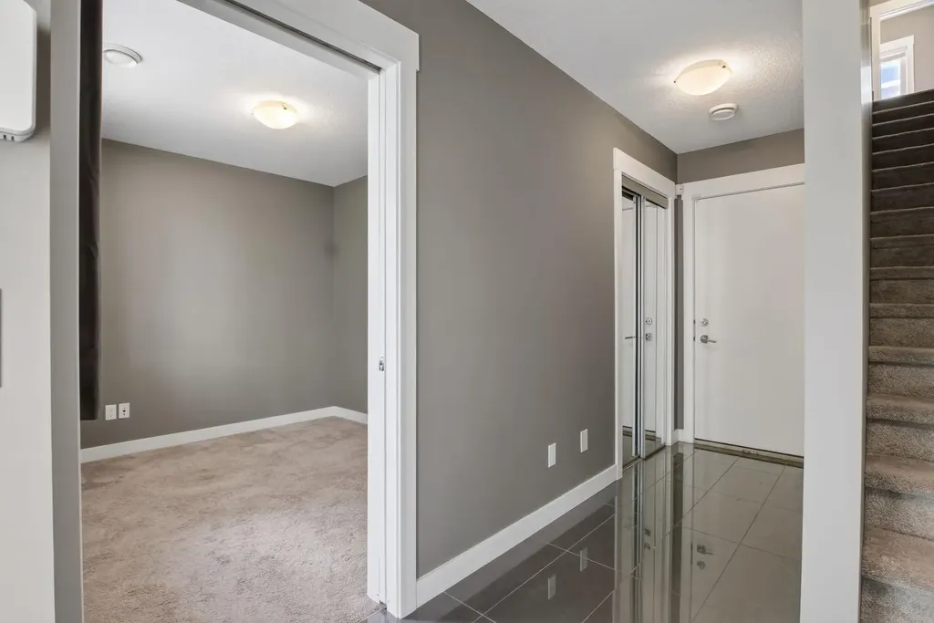 111 Rainbow Falls Gate Chestermere AB T1X0Z5