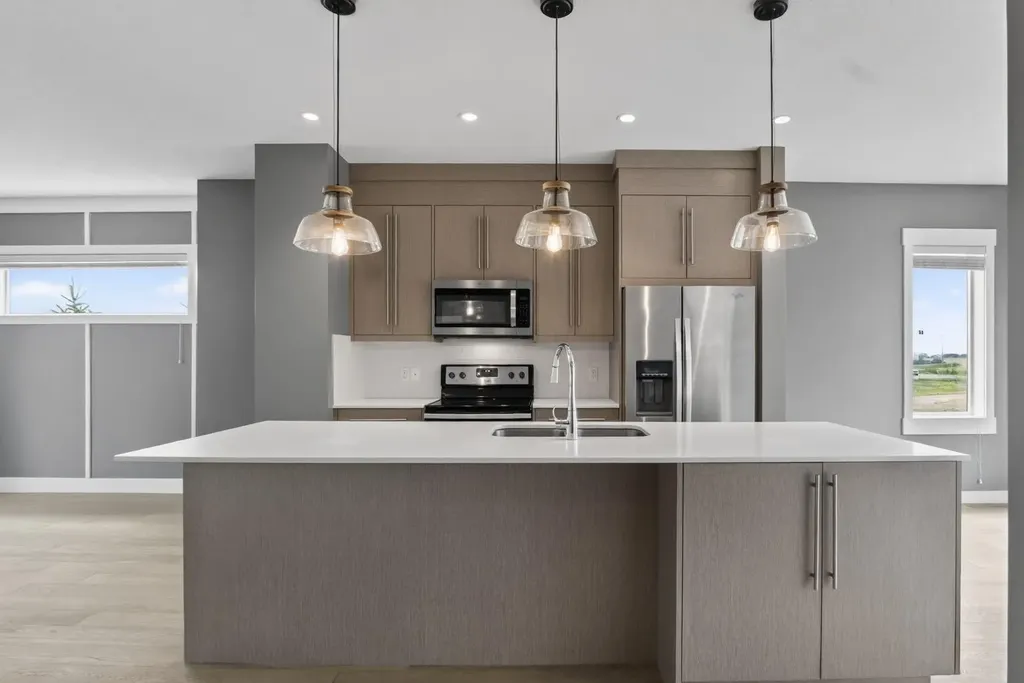 111 Rainbow Falls Gate Chestermere AB T1X0Z5