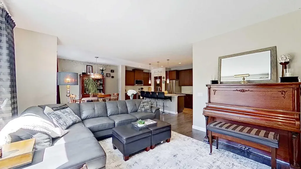 31 Ravenslea Crescent SE Airdrie AB T4A 0H3