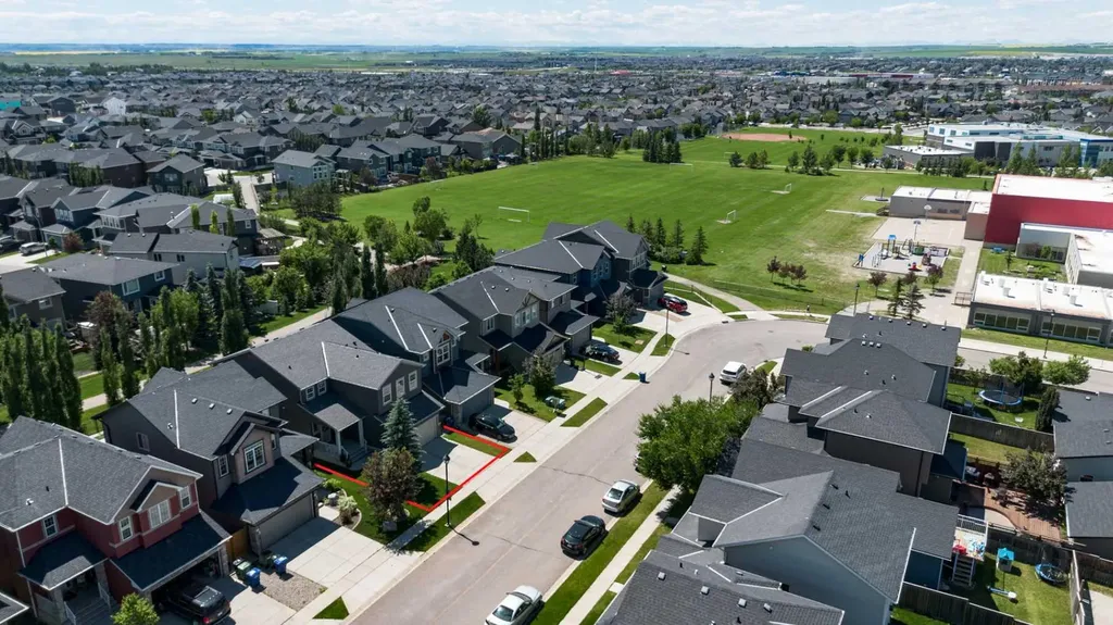 31 Ravenslea Crescent SE Airdrie AB T4A 0H3