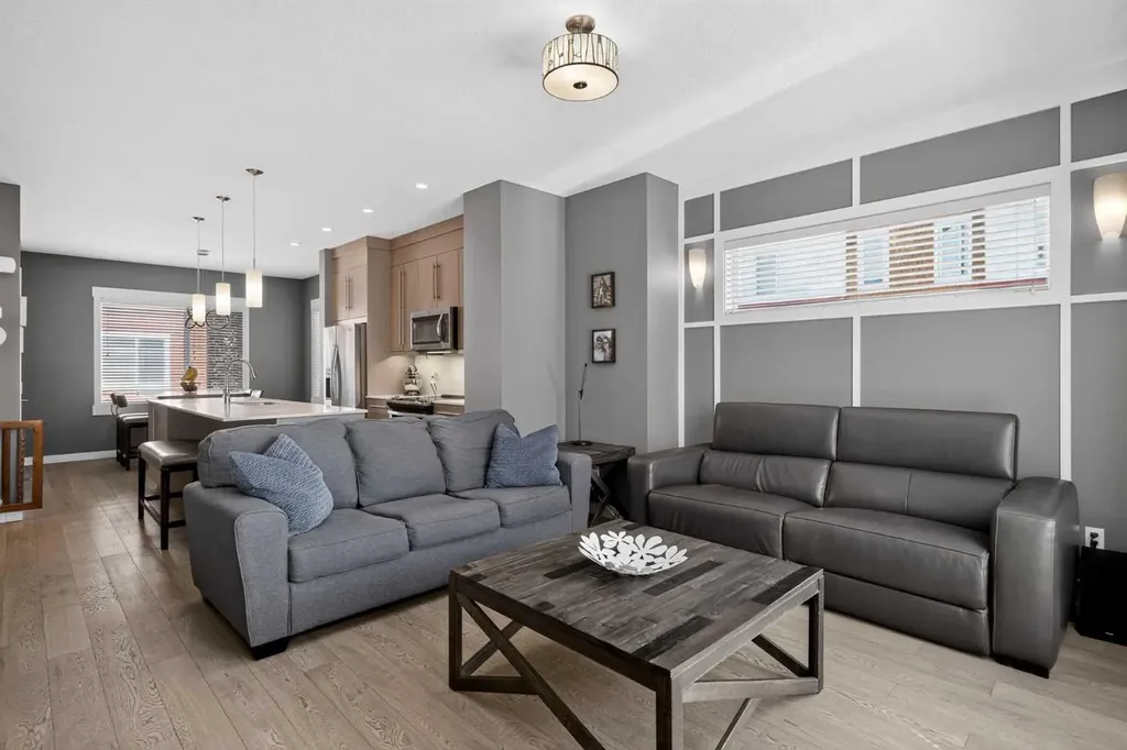 111 Rainbow Falls Gate Chestermere AB T1X 0Z4
